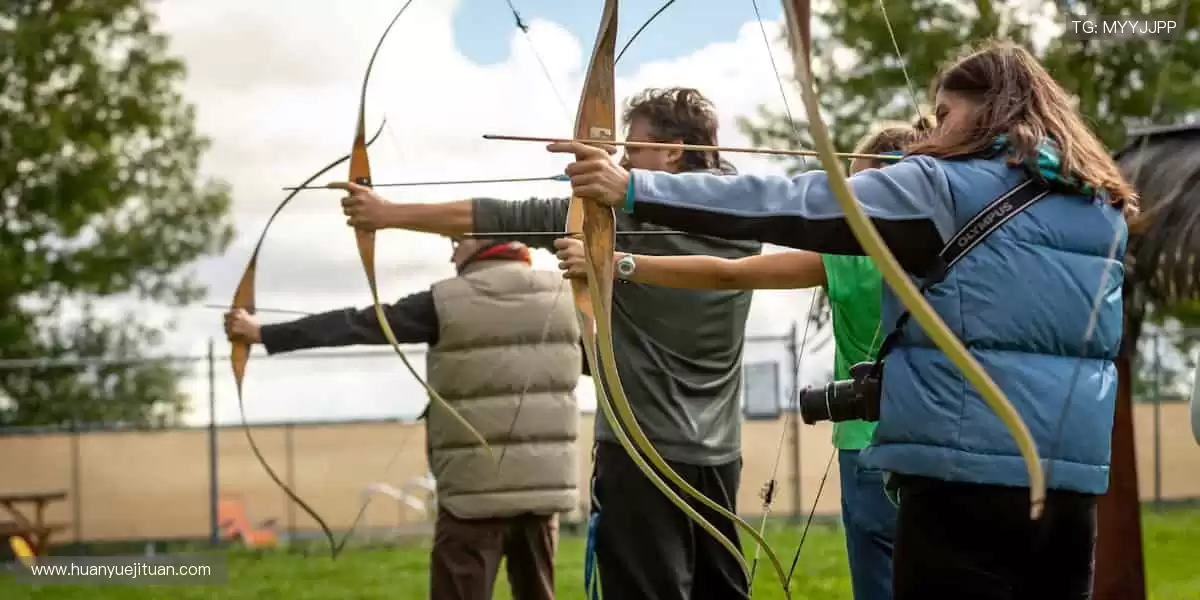 实时互动,弹幕狂欢!💬